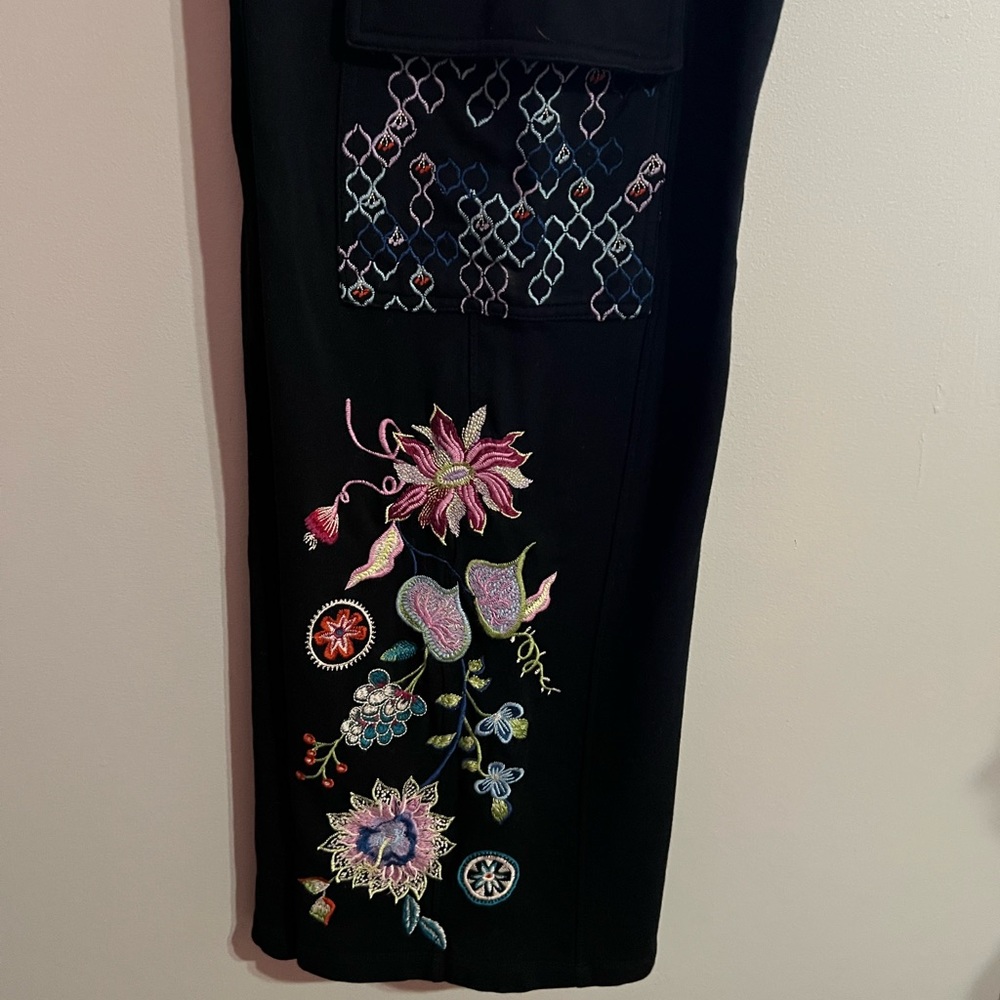 Johnny Was Pacifica Wide Leg French Terry Cargo Pants Size M - Picture 3 of 4